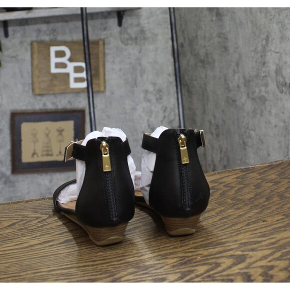 NWT Kenneth Cole Womens Great Viber Faux Leather Wedge Wedge Sandals Black 8M - Picture 9 of 12